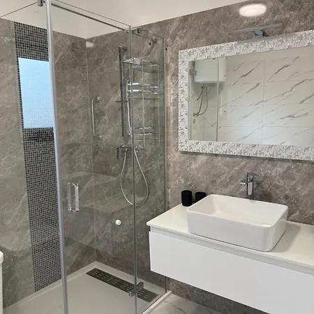 Balot Apartman Pula